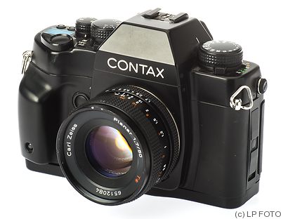 Yashica: Contax RX camera