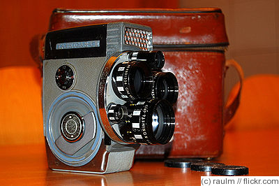 Yashica: Yashica 8E III camera