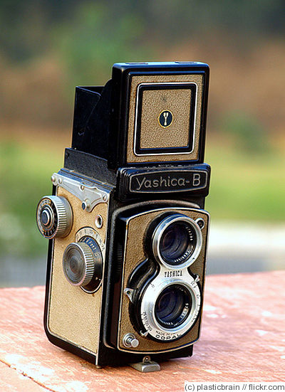 Yashica: Yashica B camera