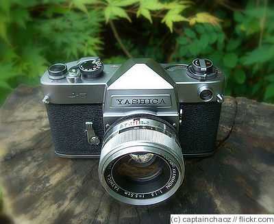 Yashica: Yashica J-5 camera