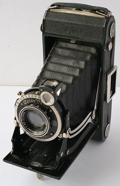 Zeiss Ikon: Ikonta 530/15 (Ikonta D) camera