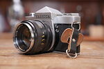 Yashica: Pentamatic I camera