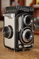 Yashica: Yashica 44A camera