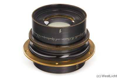 Courier: Universal Anastigmatic Lens (height 75mm) camera