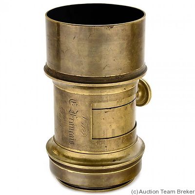 Francais: Brass Lens (30cm len, 14cm dia, 400mm focal) camera