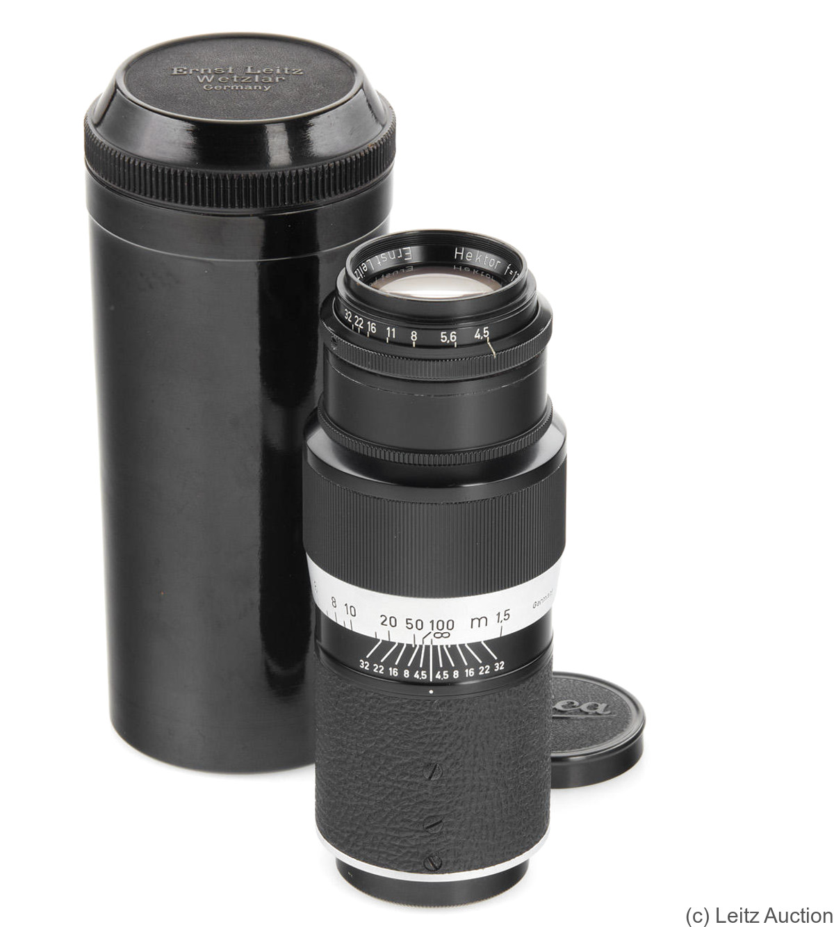 Leitz: 135mm (13.5cm) f4.5 Hektor (SM, black/chrome) camera