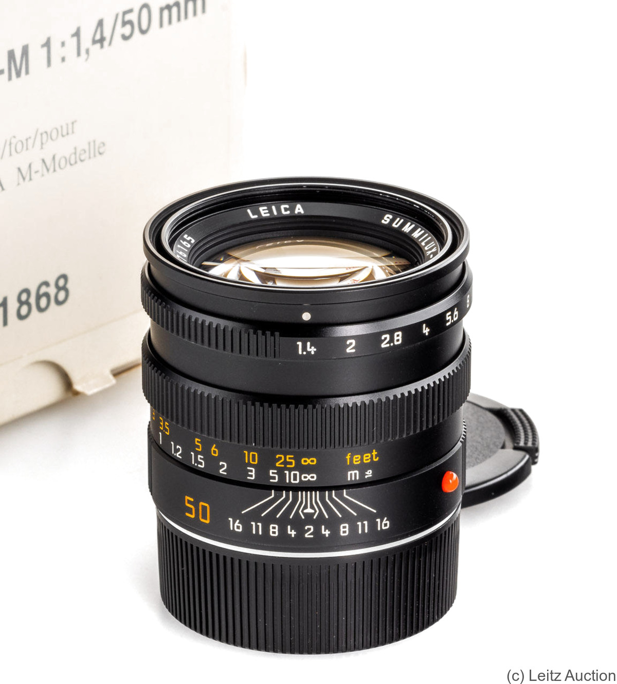 Leitz: 50mm (5cm) f1.4 Summilux-M (BM, black, 11868) camera