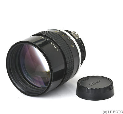 Nikon: 135mm (13.5cm) f2 Nikkor (AI) camera