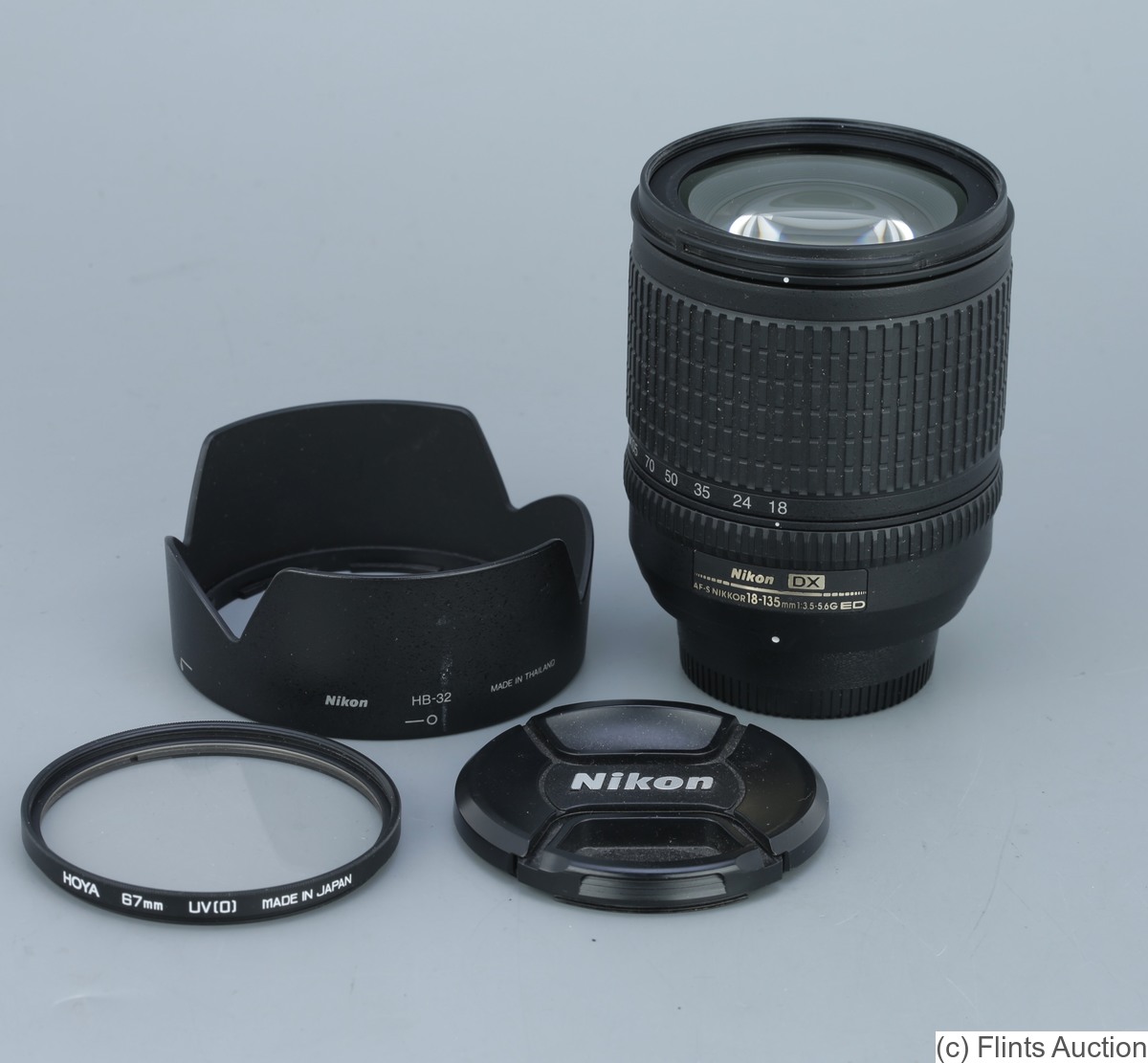 Nikon: 18-135mm f3.6-f5.6 AF-S G DX ED camera