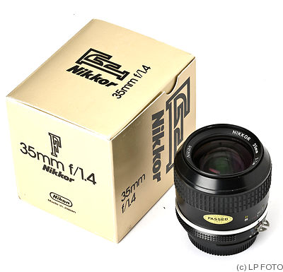 Nikon: 35mm (3.5cm) f1.4 Nikkor (AI) camera
