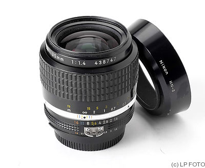 Nikon: 35mm (3.5cm) f1.4 Nikkor (AIS) camera