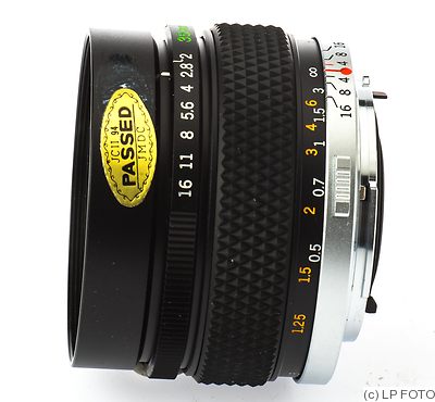 Olympus: 35mm (3.5cm) f2 H.Zuiko Auto-W (OM) camera