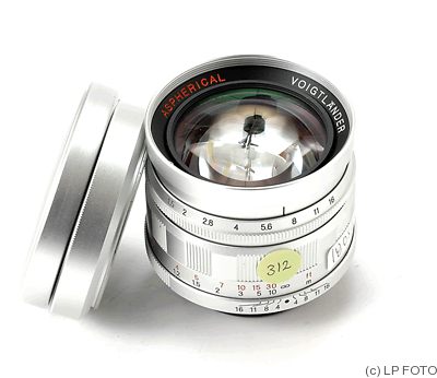 Voigtländer: 50mm (5cm) f1.5 Nokton Aspherical (M39, chrome) camera