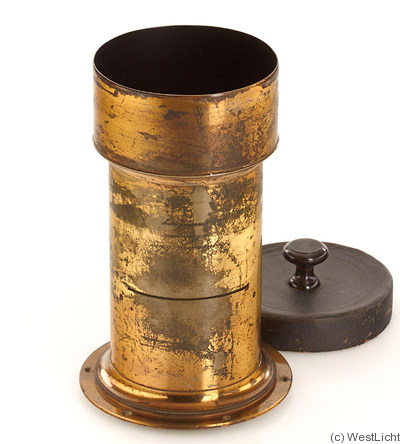 Voigtländer: Petzval (brass, 31cm len, 550mm focal len, 10.5cm dia) camera