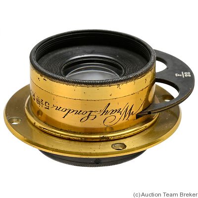 Wray: 5½in (brass, 3cm len, 4cm dia, 140mm focal) camera