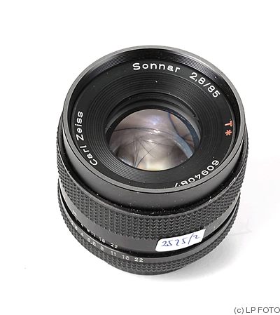 Zeiss, Carl: 85mm (8.5cm) f2.8 Sonnar T* (Contax/Yashica) camera